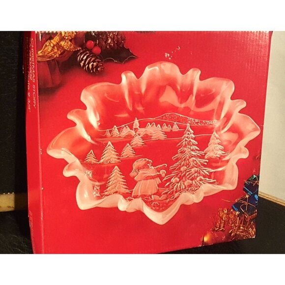 Mikasa Bon Bon Festive Plate Dish Christmas Story SA 600 902 Holiday Xmas New - Picture 3 of 8